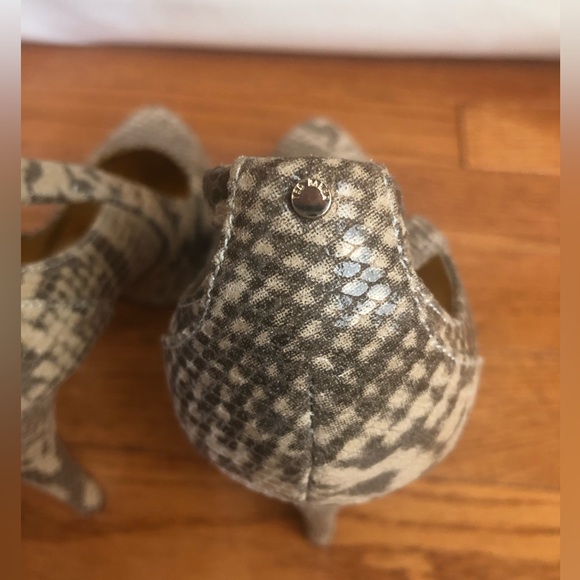 Ted Baker Pumps - Picture 5 of 12